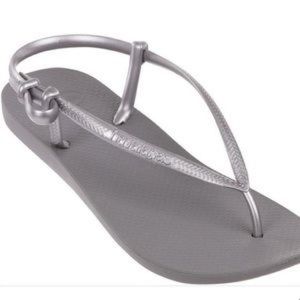 Havianas Slingback Sandals